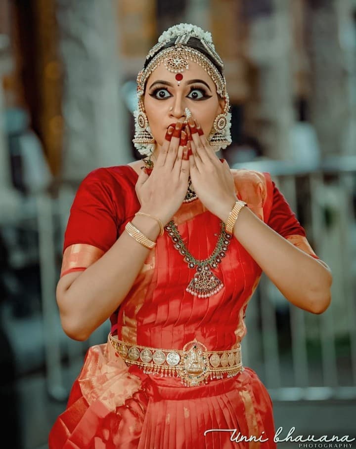 Classical Dance IX